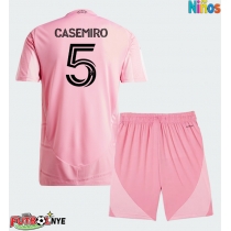 Camiseta Inter Miami Casemiro #5 Primera Equipación para niños 2026-27 manga corta (+ pantalones cortos)